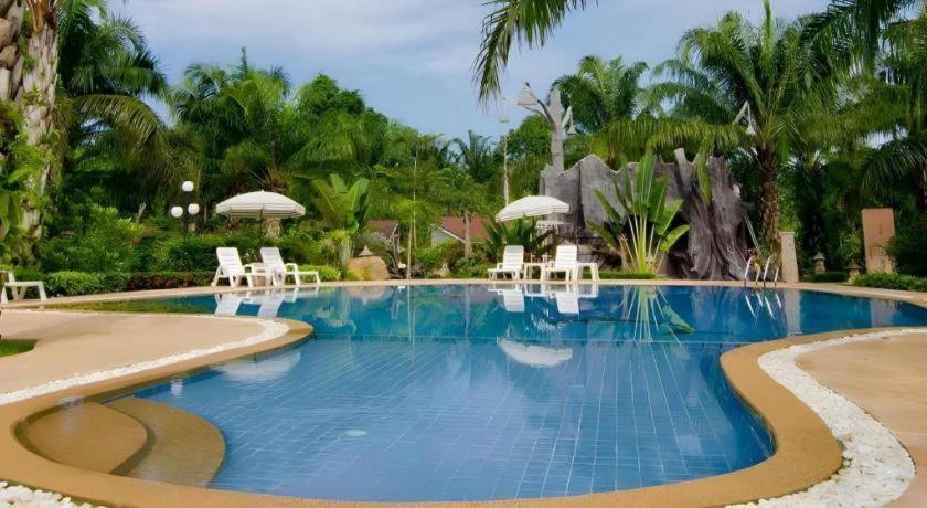 Nattha Waree Hot Spring Resort And Spa Ban Nua Khlong Eksteriør bilde