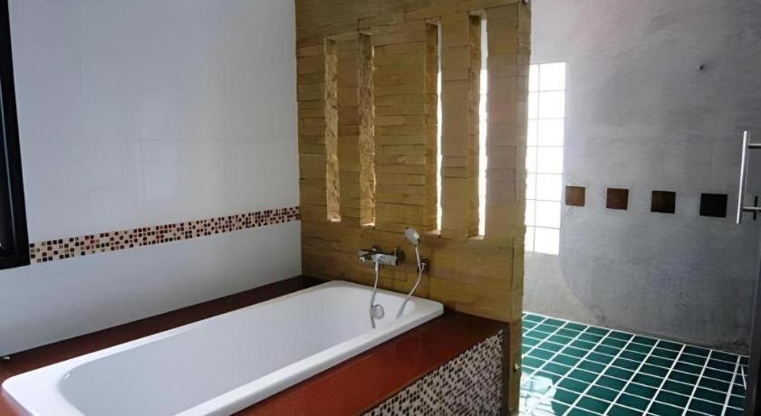 Nattha Waree Hot Spring Resort And Spa Ban Nua Khlong Eksteriør bilde